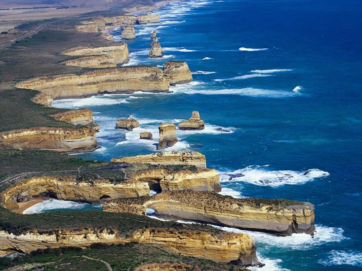 Krajobrazy - Victorias Shipwreck Coast, Australia.jpg